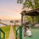 Charming 4BR Lakefront Getaway, Tool - Fotografie 5