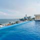 Luxury 2-Bedroom Apartment with amazing view - Infinity Pool and Rooftop in Building