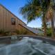 Romantic Retreat, Hot Tub, Glasshouse, Ensuite Auckland - Photo 1