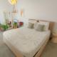 Sunny Penthouse with Large Terrace, Marsaxlokk (foto 2)