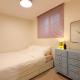 Cozy Colorful Stay near Hongdae and Airport Line for up to 6 Guests with Luggage Storage, Сеул - Фото 4