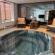 Waterfront Mansion with Mont-Saint-Hilaire Views, Near Montreal, Beloeil Village (fotografie 4)