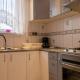 Spacious Apartment with a Balcony in Bielany, Varsovia - Foto 9