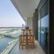 Luxury Waterfront Retreat, Sea and Creek Beach View, Дубай - Фото 3