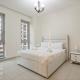Stylish 1BR in Downtown - 5 Min to Burj & Mall Dubaj - Fotografie 8