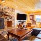 Clover by AvantStay Gorgeous Ski In Ski Out Home w Game Room Hot Tub, Big Bear Lake - Photo 4