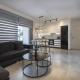 Black & White 2BR Apt steps from Mavili Square Афины - Фото 5