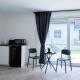 ALFA Stuttgart Doppelzimmer Teeküche Porsche Bosch l Gemeinschaftsbad WIFI SmartTV l Terrasse l Double room with kitchenette and shared bathroom l Terrace BS21A4, Štutgart (fotografie 5)