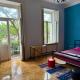 Red door-Room with private bathroom, Tbilisi - Fotografie 3