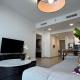 Modern & Fully Furnished 1BR in Heart of JVC, Dubaj - Zdjęcie 2