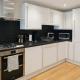 Central Windsor 2 Bed 2 Bath, FREE Parking 300m to Castle, Pet Friendly - Photo 7