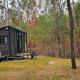 Hidden Camp's Tiny House by Tiny Away Kanighan - Foto 1