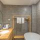 Heinemanns Guest House With Jacuzzi Local Family vibes, Baoguosi - Fotografie 9