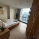 One Uptown Residence, BGC - Standard 2 Bedroom Unit, Манила - Фото 2