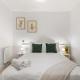 Khayat Homes - The Cosy Cabot - 2 Bed, London - Photo 5