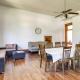Renovated Schoolhouse with Piano and Private Deck!, Florence (fotografie 6)