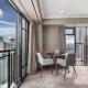 Central 1BR Apt with Sky Tower Views Zodiak Stays, Auckland - Foto 9