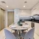 Elegant 2BR Apartment Heart of Business Bay High Floor, Dubaj - Zdjęcie 2
