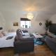 Modern Beautiful Luxury Coach House Free Parking