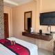 Tomato Motel, Pantai Cenang