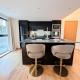 Stylish 2 bed apartment with large terrace London - Photo 10