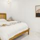 THE Yamba Studio - Pilot Hill Retreat with Iconic Lighthouse Views - Holiday Yamba, Yamba (zdjęcie 4)