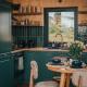 Inima Pustei Cabin, Măguri (foto 6)