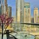 Serene Escape in Bustling Marina and JBR, Ensuite 2BR, Sky Garden Access Dubai - Foto 1