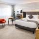 Stylish 2 bedroom apartment with parking, Bedford