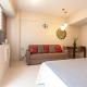 Cozy Airport Condo 7-min Walk to Terminal 3 Manila - Photo 6