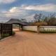 Buffelshuis Safari Camp, Golders Green