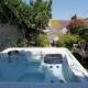 Waves End, St Ives, Hot tub and Parking, St Ives