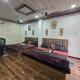 Hotel Shree Kedarnath in front of railway station platform no 8, Ujjain (foto 5)