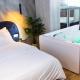 Luxury Suite by The Bubbles Jacuzzi Rooms, Tirana - Zdjęcie 2