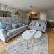 Brogans Apartment, Trim
