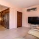 Apartment Fotini - Modern 2BR Stay with Pool & Balcony near the Beach Pafos - Zdjęcie 8