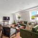 Spacious 4 Bedroom Loft Retreat, London (photo 6)