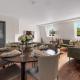 Spacious 4 Bedroom Loft Retreat, London (photo 8)
