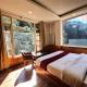Decent Stays BnB in NEW SIMLA - 3BHK apartments - PRIVATE PARKING - BALCONY VIEW, Shimla (foto 2)