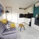 Studio Ciel d'Azur - Fréjus Plage - Tout à pied - Clim - WIFI - Parking - Etage élevé - Vue mer, Фрежюс