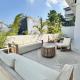 Villa Daya Canggu - 5 Mins to Beach, Rooftop Cinema and Private Cook, Canggu (foto 6)