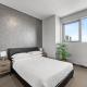 Central 2-Bed with Parking & Stunning Views, Sydney (foto 10)
