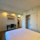Central Park West Furnished 1 Bedroom Apartment New York - Photo 5