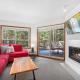 2BR in The Aspens, Ski In, Ski Out, Pool and Hot Tub, Gas Fireplace, Ski Valet, Gym, Whistler (zdjęcie 6)