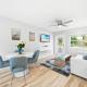 Siesta Key, Heated Pool, Dock on Lagoon, Turtle Beach 1 mile and Crescent Beach 2 miles, 1bdr