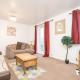 5 bed house with free secure parking in pleasant quiet location, Wolverhampton (fotografie 5)