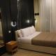 BlackWoody Contemporary Rooms - Napoli Centro Storico Via Toledo, Neapel (Foto 2)