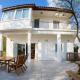 Forest Park Villa, Lemithou