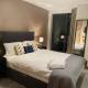 Modern Ensuite Double Bedroom, Dublin (photo 2)