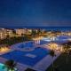 Luxury 2 BR Condo with tub & Infinity Pool - Beach Side At Mareazul - Sirenita G, Playa del Carmen (photo 3)